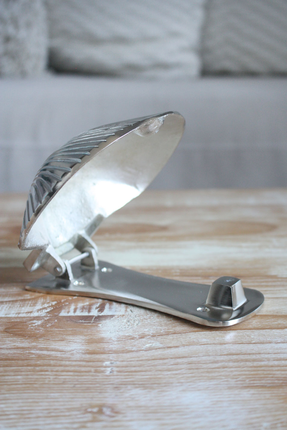 Brass Scallop Shell Door Knocker - Silver