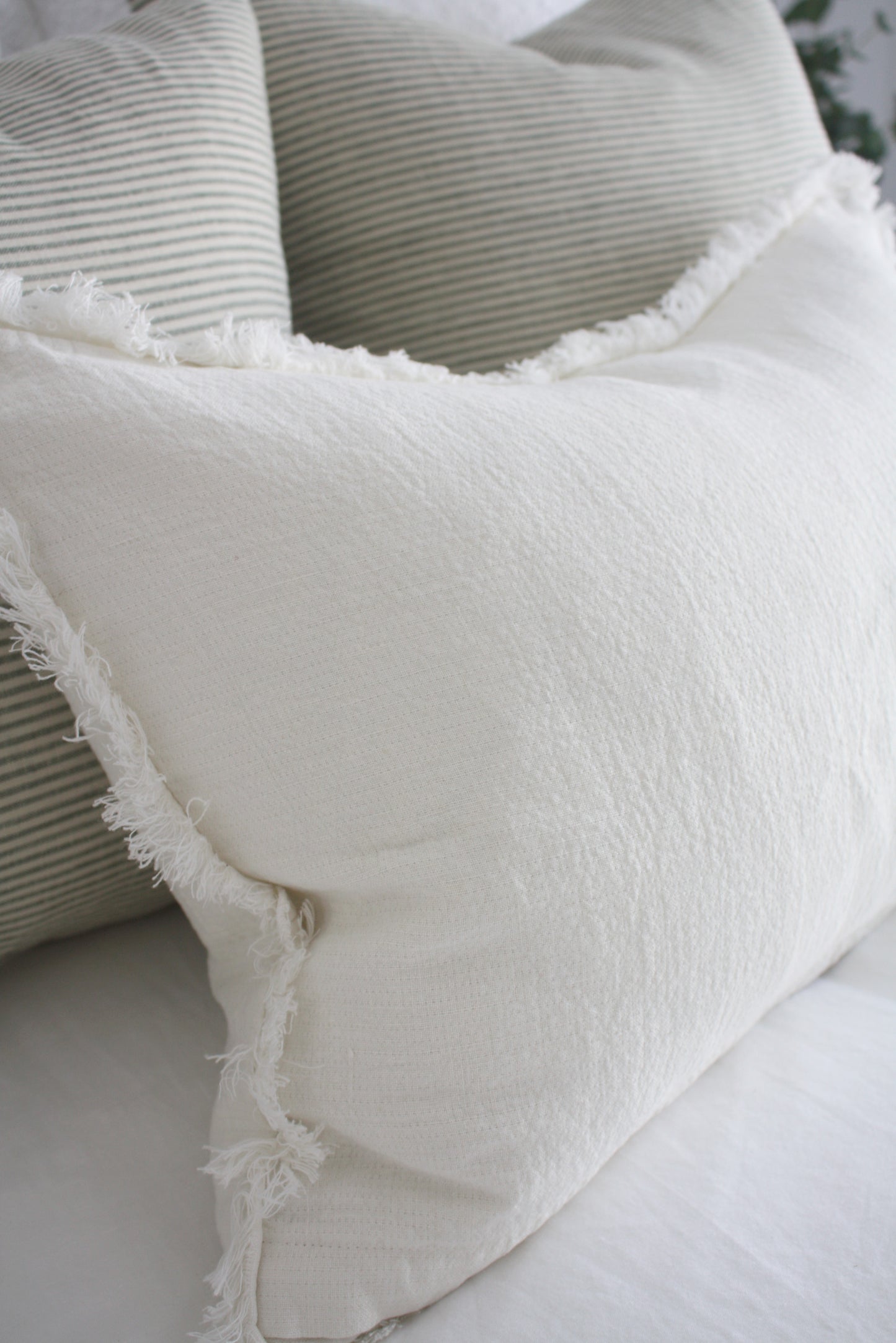 Versailles French Linen Feather Filled Cushion - Egg Shell White - 40cm x 60cm Lumbar