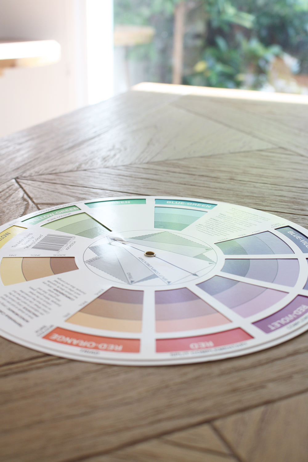 Artist's Colour Wheel 23cm Diameter