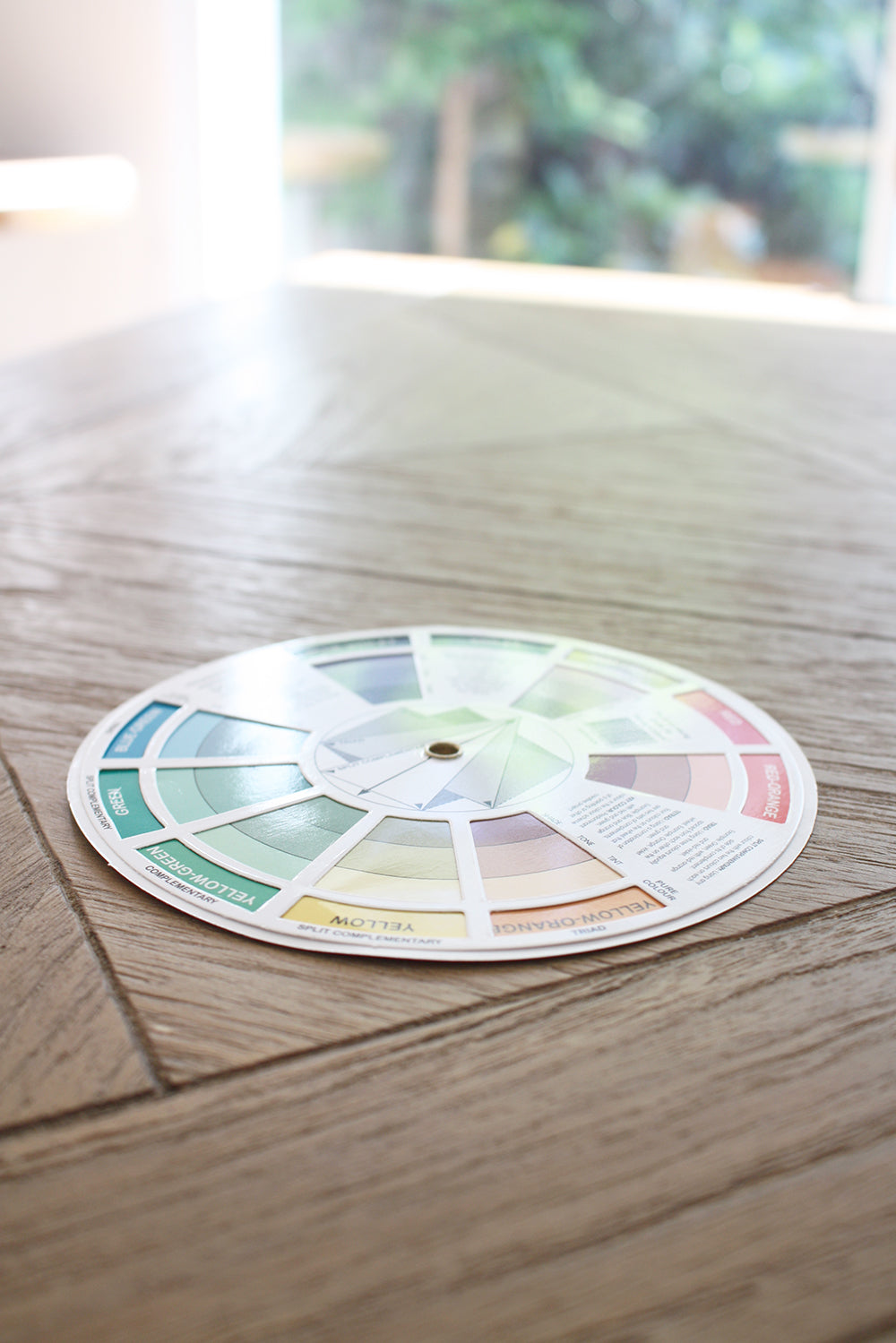 Artist's Colour Wheel 13cm Diameter