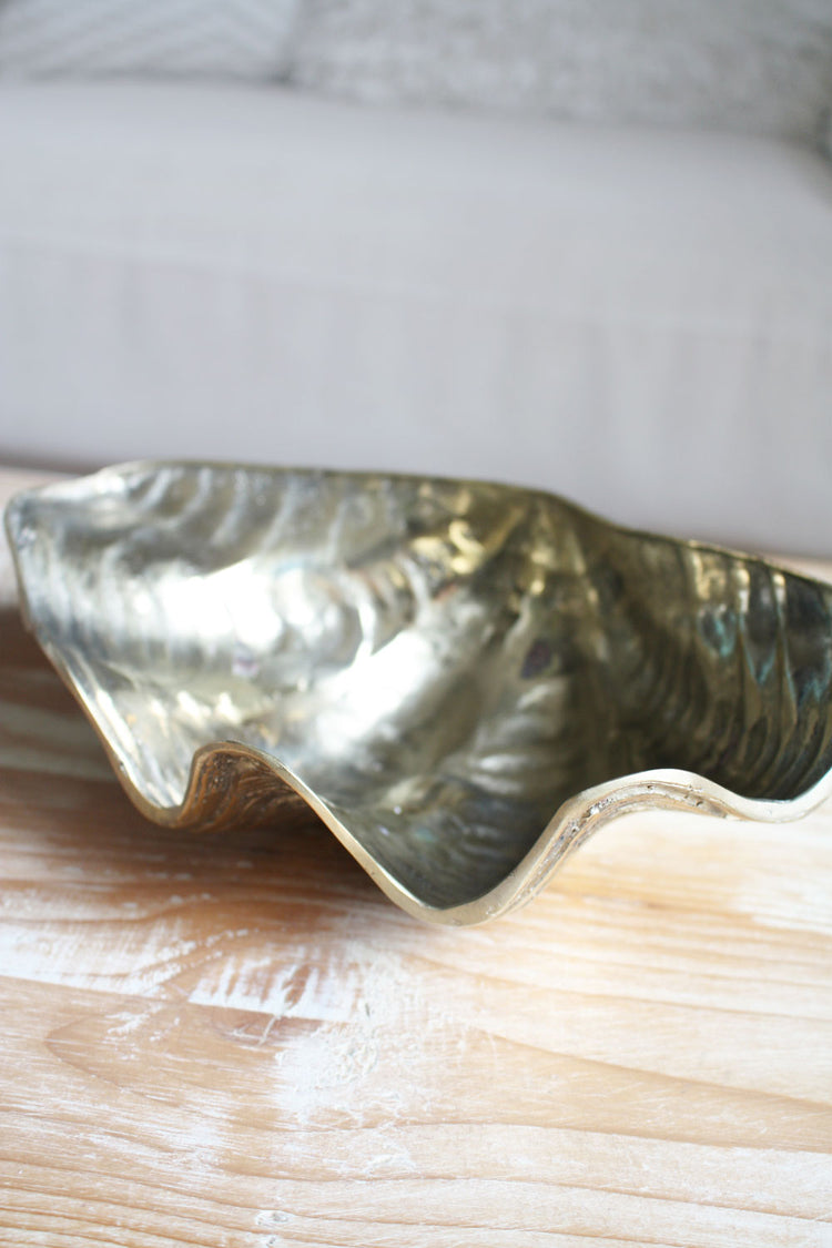 Brass Clam Shell 23cm