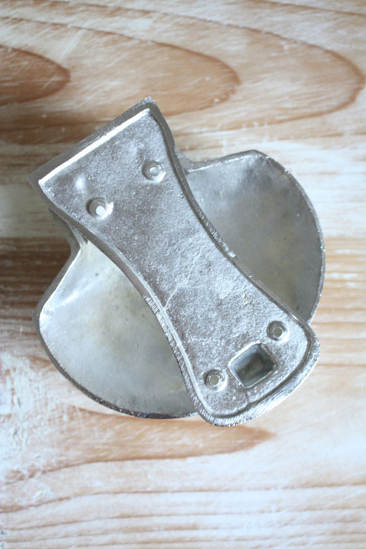 Brass Scallop Shell Door Knocker - Silver