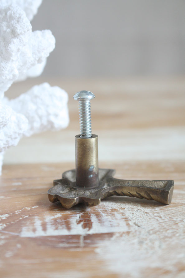 Brass Palm Tree Handle/Drawer Knob - Antiqued