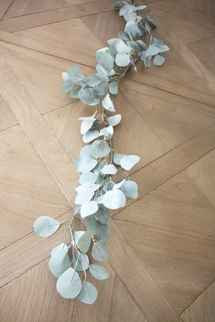 Faux Leaf Garland 150cm